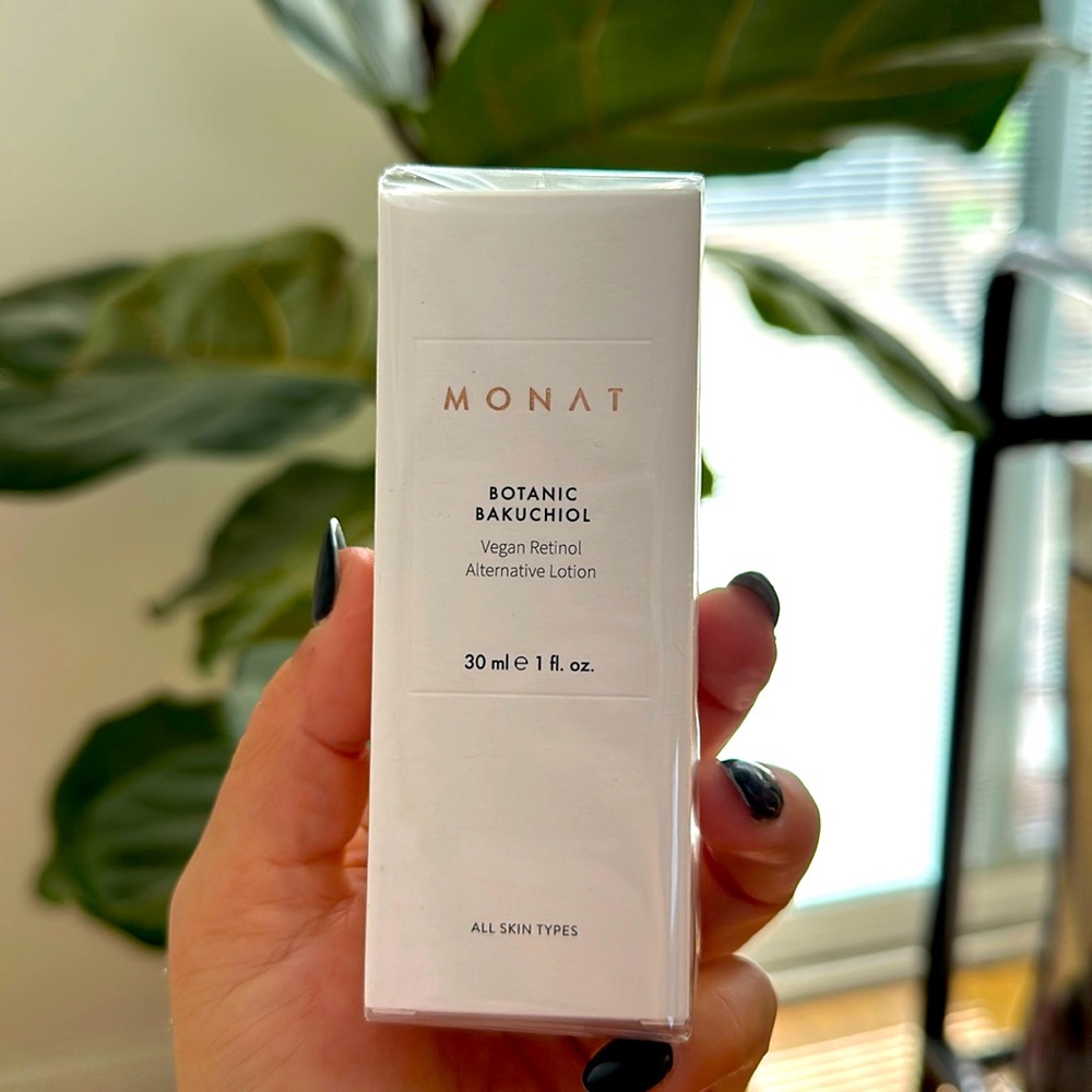 Monat Botanic Bakuchiol vegan retinol alternative